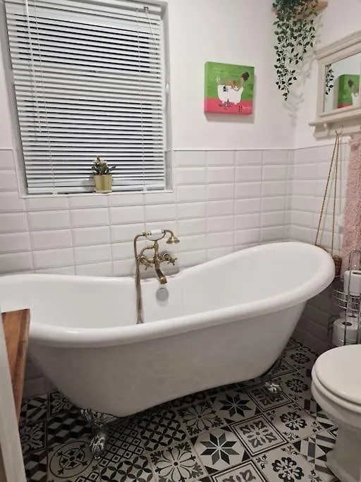 Trinity Cottage 2 Bed With Mezzanine Dublin